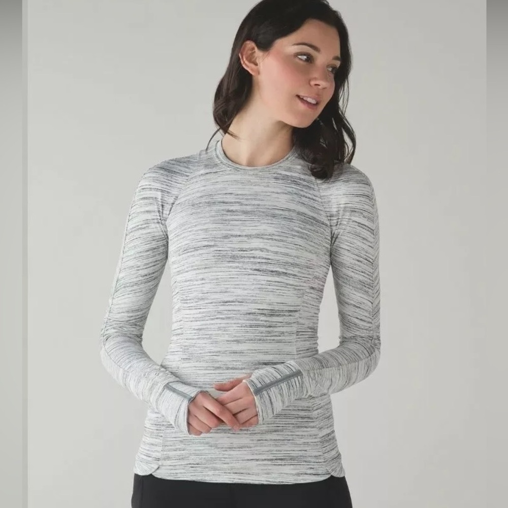 Lululemon 🍋Runderful Active Top White women Size 8 medium